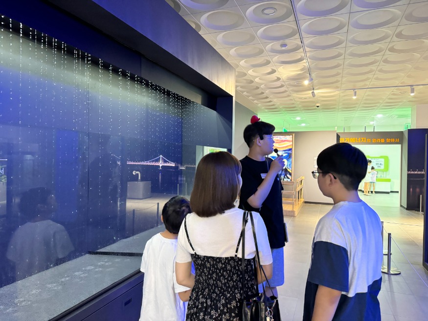 20260105 부산창의융합교육원, 겨울방학 맞아 학생 도슨트 해설 프로그램 운영_붙임.jpg