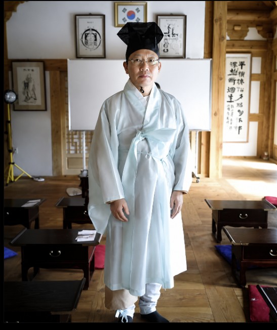 박인희 훈장.jpg